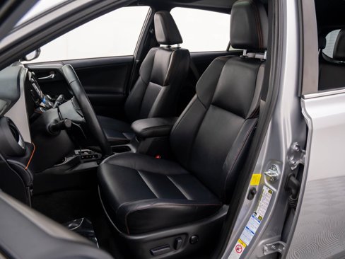Used 2016 Toyota RAV4 SE image 14