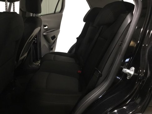 Used 2020 Chevrolet Trax LT image 36