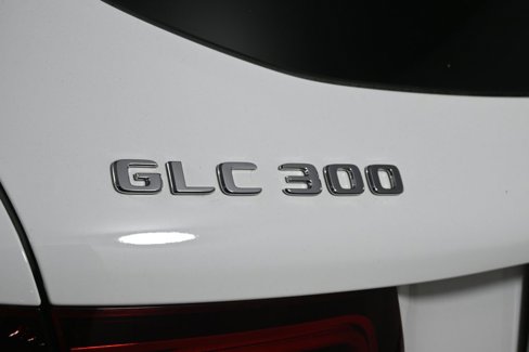 Used 2021 Mercedes-Benz GLC 300 4MATIC image 35