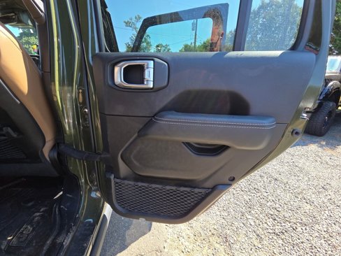 Used 2021 Jeep Gladiator Rubicon image 14