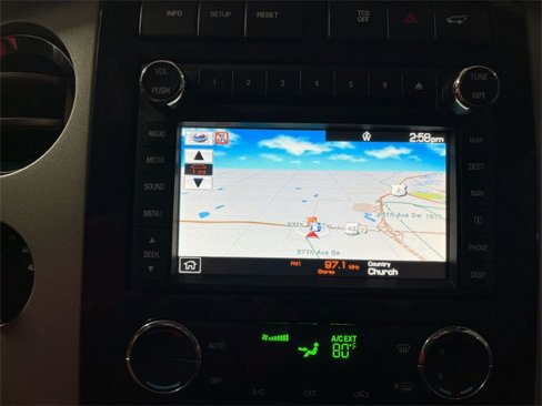 Used 2013 Ford Expedition EL Limited image 18