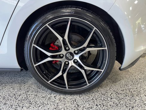 Used 2015 Volkswagen GTI S image 12
