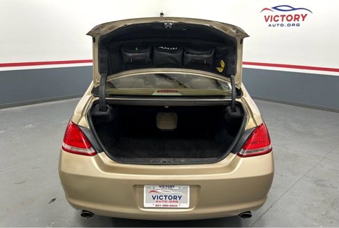 Used 2010 Toyota Avalon image 13