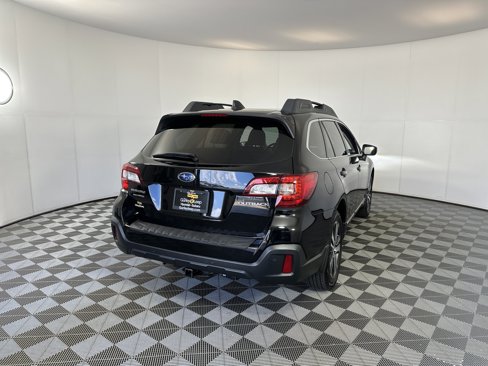 Used 2019 Subaru Outback 2.5i Limited w/ Popular Package #2 image 10