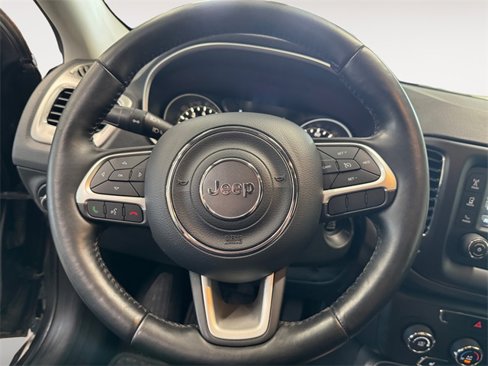 Used 2018 Jeep Compass Sport w/ Cold Weather Group image 9