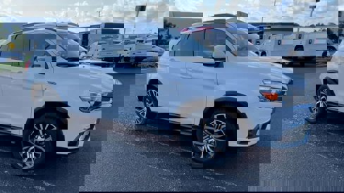 Used 2019 Mitsubishi Outlander Sport GT image 2