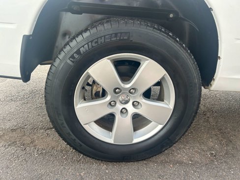 Used 2012 RAM 1500 Express image 28