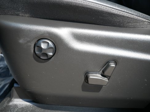 Used 2021 Jeep Grand Cherokee Laredo X image 7