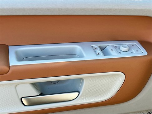 New 2025 Volkswagen ID. Buzz Pro S Plus image 18