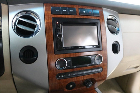 Used 2008 Ford Expedition EL Eddie Bauer image 33