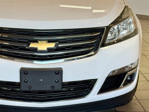 Used 2017 Chevrolet Traverse LT image 13