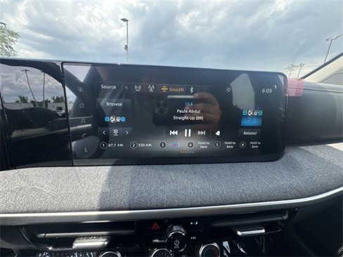 New 2025 Nissan Kicks SV image 16