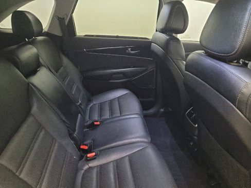 Used 2016 Kia Sorento SX image 19