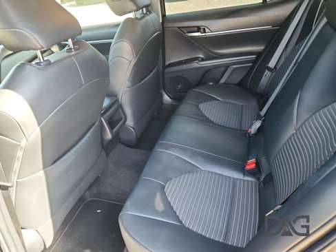 Used 2019 Toyota Camry SE image 17