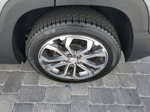 Used 2019 GMC Terrain SLT w/ Preferred Package image 7