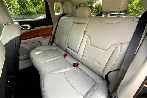 Used 2022 Jeep Compass Limited image 25