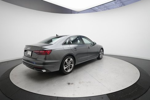 Used 2025 Audi A4 2.0T Premium image 36