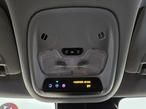 Used 2021 Chevrolet TrailBlazer LS image 21