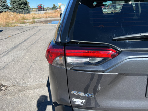 Used 2024 Toyota RAV4 XLE image 4