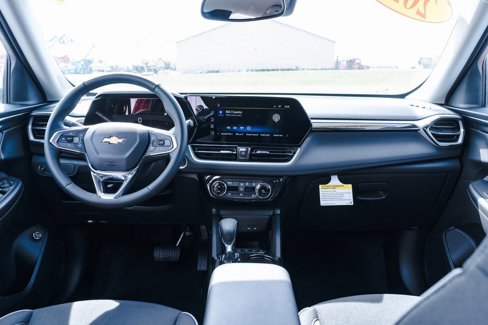 New 2025 Chevrolet TrailBlazer LT w/ Convenience Package image 8