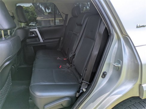 Used 2015 Toyota 4Runner Limited image 13