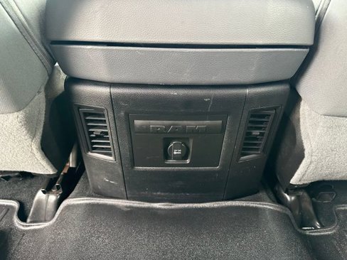 Used 2014 RAM 2500 SLT image 20