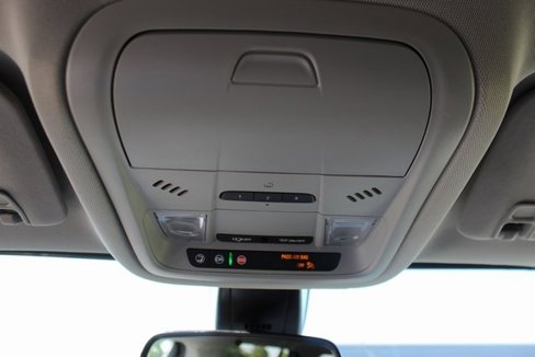 Used 2023 GMC Acadia SLT image 25