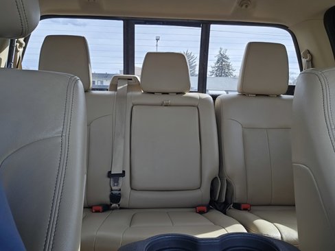 Used 2015 Ford F250 Lariat w/ Chrome Package image 22