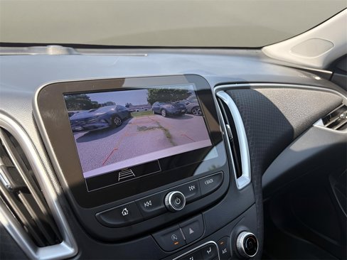 Used 2024 Chevrolet Malibu LT image 21