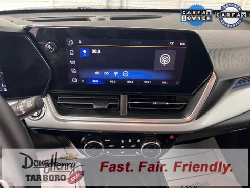 Used 2024 Chevrolet Trax LT w/ Sunroof Package image 43