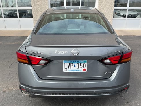 Used 2024 Nissan Altima 2.5 SV image 6