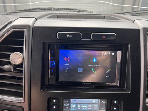 Used 2016 Ford F150 XLT w/ Trailer Tow Package image 14