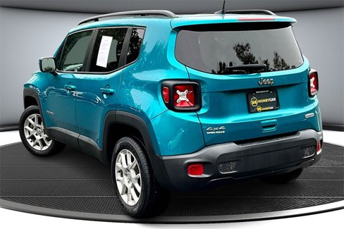 Used 2021 Jeep Renegade Latitude w/ Sun & Sound Group image 4