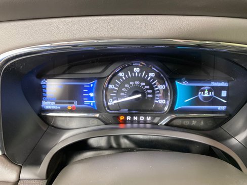 Used 2015 Lincoln Navigator 2WD w/ Equipment Group 101A Reserve image 17