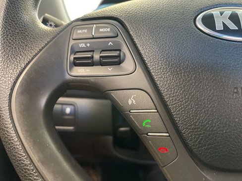 Used 2018 Kia Forte LX image 15