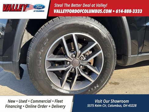 Used 2019 Jeep Grand Cherokee Limited w/ Luxury Group II image 30
