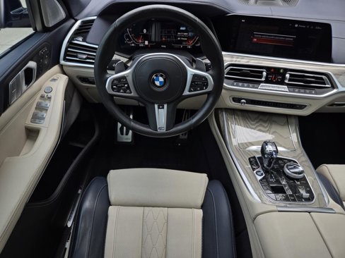 Used 2019 BMW X7 xDrive50i w/ Dynamic Handling Package image 19