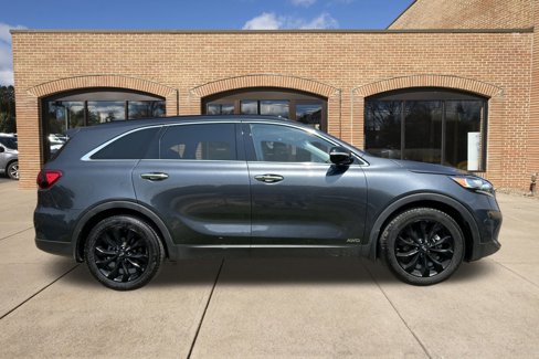 Used 2020 Kia Sorento S image 2
