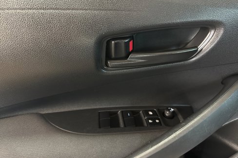 Used 2024 Toyota Corolla LE image 11