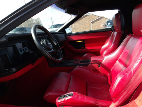 Used 1988 Chevrolet Corvette Convertible image 11