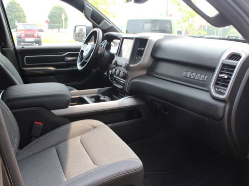 Used 2021 RAM 1500 Big Horn image 30