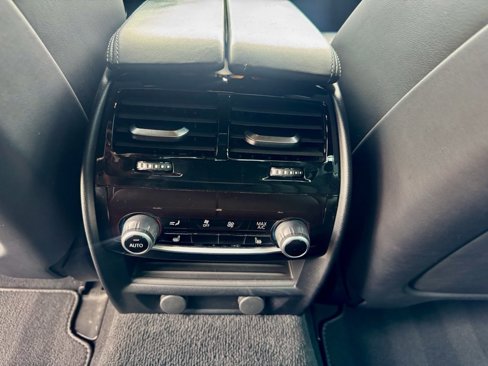 Used 2019 BMW M5 w/ Executive Package image 21