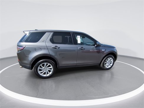 Used 2017 Land Rover Discovery Sport HSE image 8
