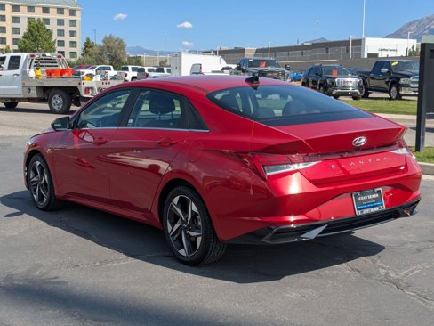 Used 2022 Hyundai Elantra SEL w/ Convenience + Premium Package image 3