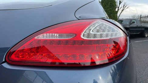 Used 2011 Porsche Panamera 4 image 21