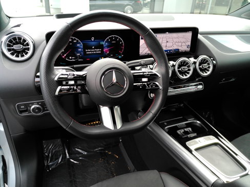 Certified 2025 Mercedes-Benz GLA 250 4MATIC image 11