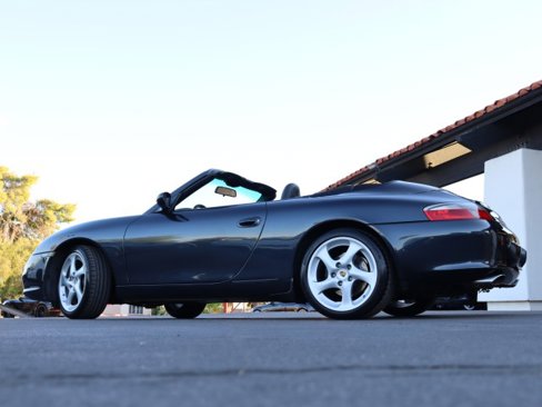 Used 2004 Porsche 911 Carrera image 18