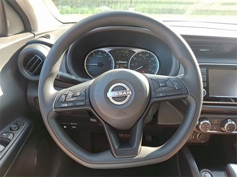 New 2025 Nissan Kicks Play S w/ Interior Electronics Package image 9