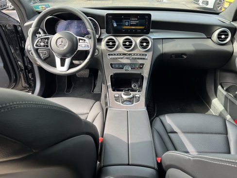 Used 2019 Mercedes-Benz C 300 4MATIC Sedan image 17