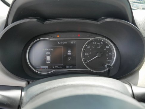 Used 2021 Nissan Versa SV image 19
